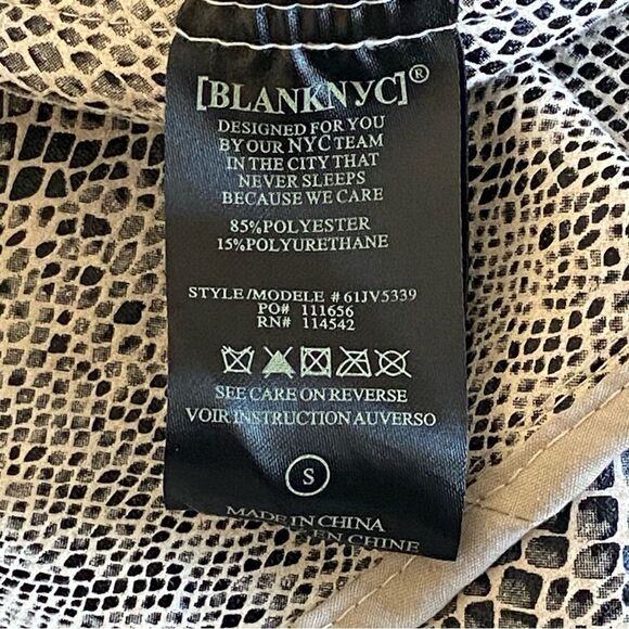 Blank NYC Faux Leather Snakeskin Print Waterfall Drape Open Jacket Sz S - Picture 12 of 16